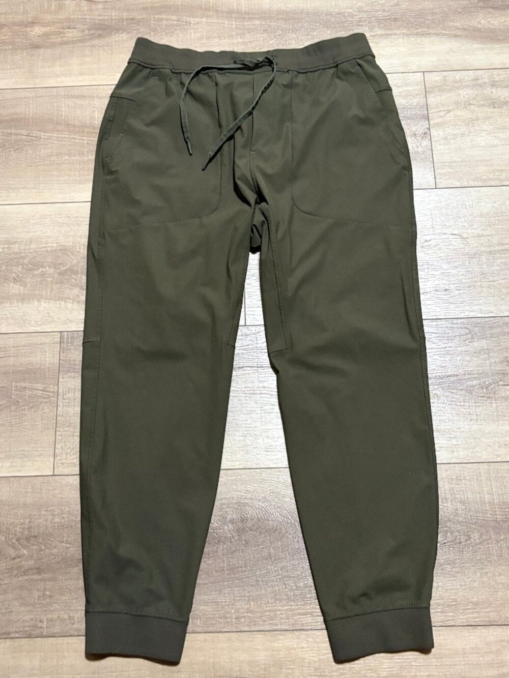 Lululemon ABC Jogger Pants Men's XL Olive